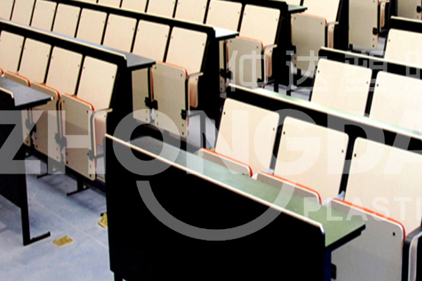 什么樣的階梯課桌椅比較好？