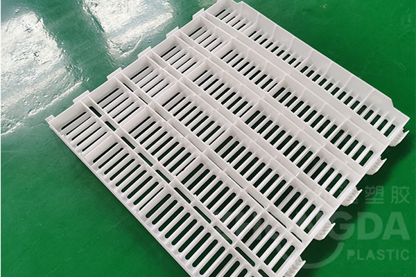 豬場(chǎng)漏糞板怎么選擇？